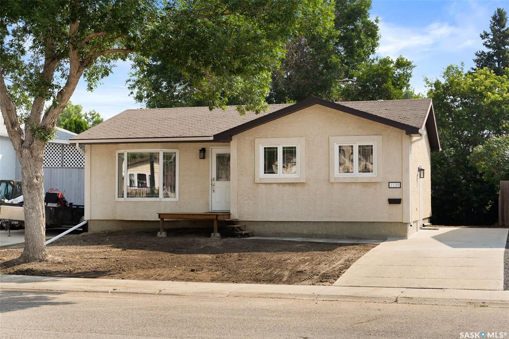 MLS® listing #SK015358 for sale located at 1139 Fleet Street
