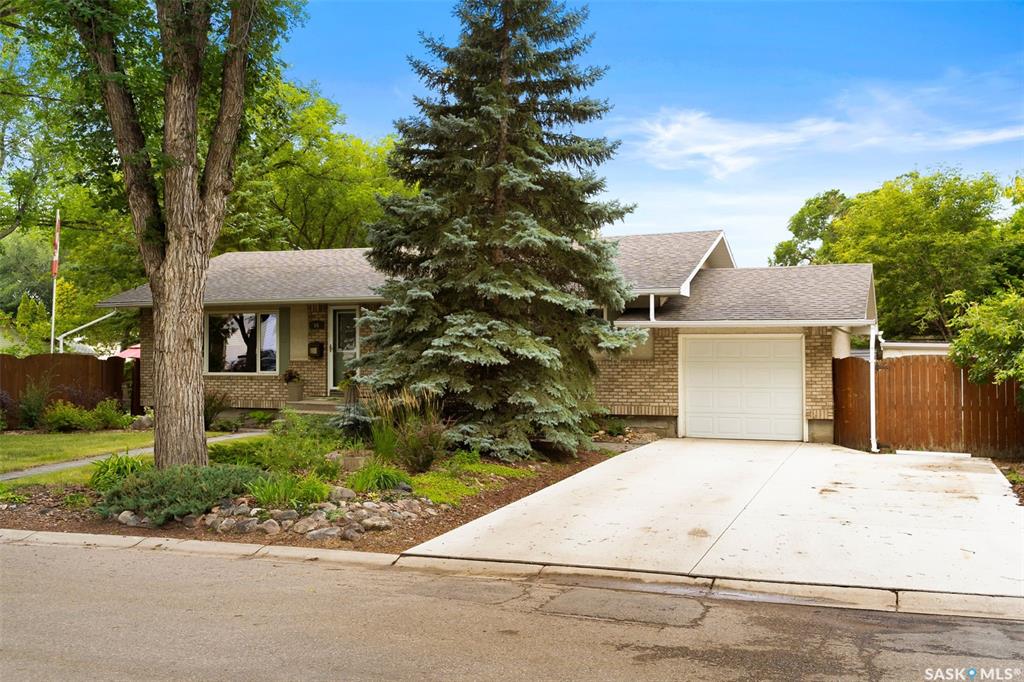 MLS® listing #SK015373 for sale located at 86 Langley Street