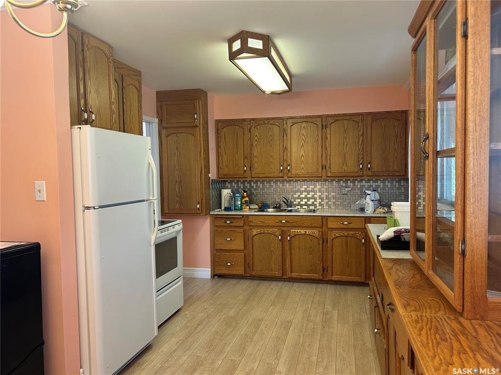Fourth View of 1156 Duffield Crescent, Westmount/Elsom, Moose Jaw, Saskatchewan, S6H 5M4