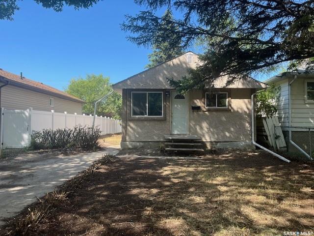 MLS® listing #SK015462 for sale located at 270 Scarth Street