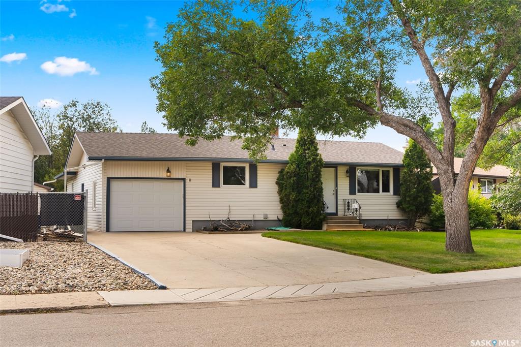 MLS® listing #SK015513 for sale located at 15 Hammond Road