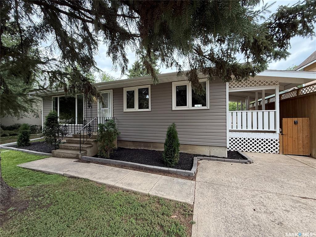 404 Edward Street, SK015520, Saskatchewan,