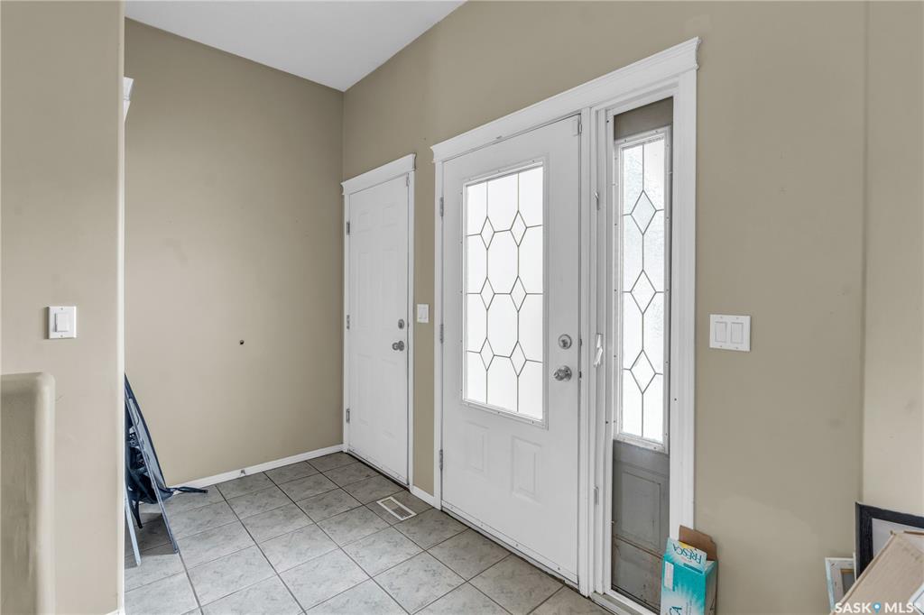 Second View of 319 3rd Avenue N, Martensville, Saskatchewan, S0K 0A2