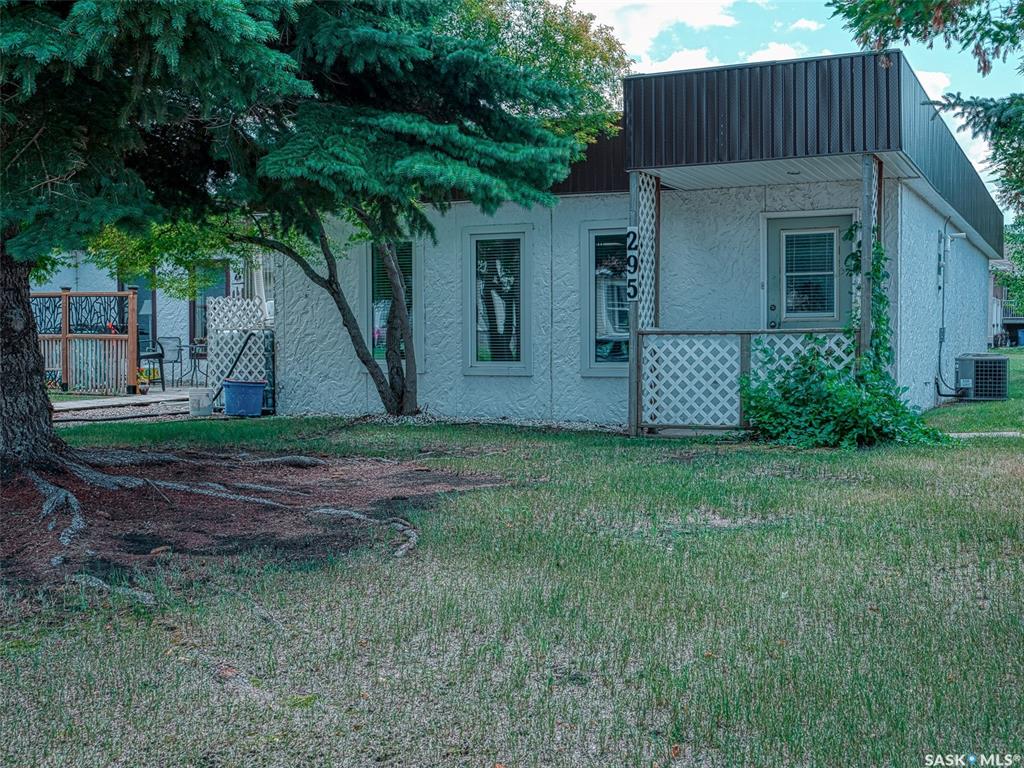 295 12 Th Avenue W, SK015542, Saskatchewan,