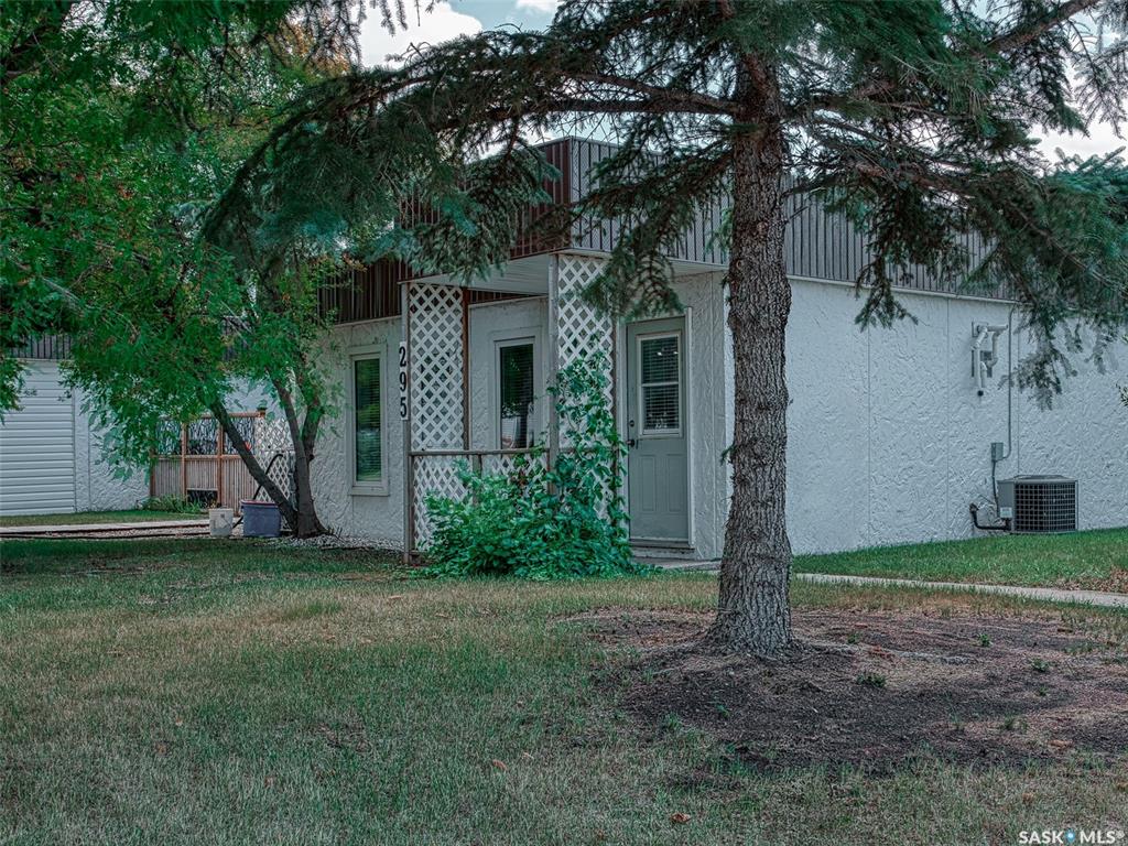 Second View of 295 12 Th Avenue W, Melville, Saskatchewan, S0A 2P0
