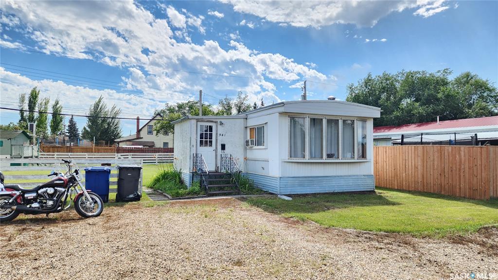 341 30th Street W, SK015552, Saskatchewan,