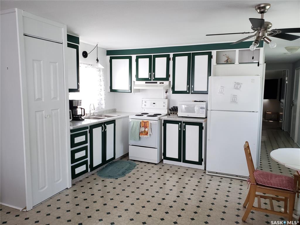 Third View of 341 30th Street W, Battleford, Saskatchewan, S0M 0E0