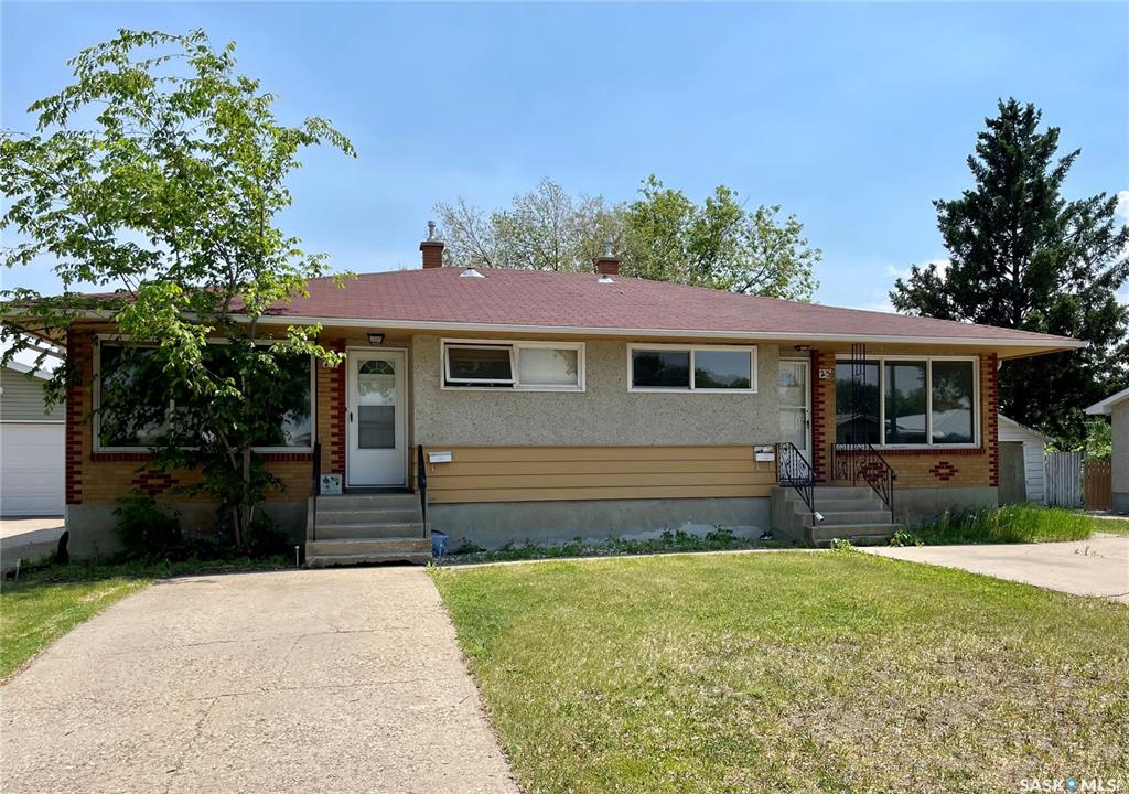 MLS® listing #SK015610 for sale located at 27 25 Cushing Crescent