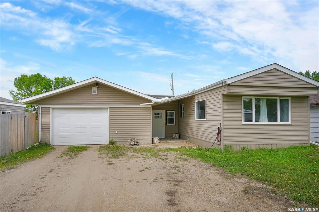 MLS® listing #SK015636 for sale located at 109 Wetmore Street N