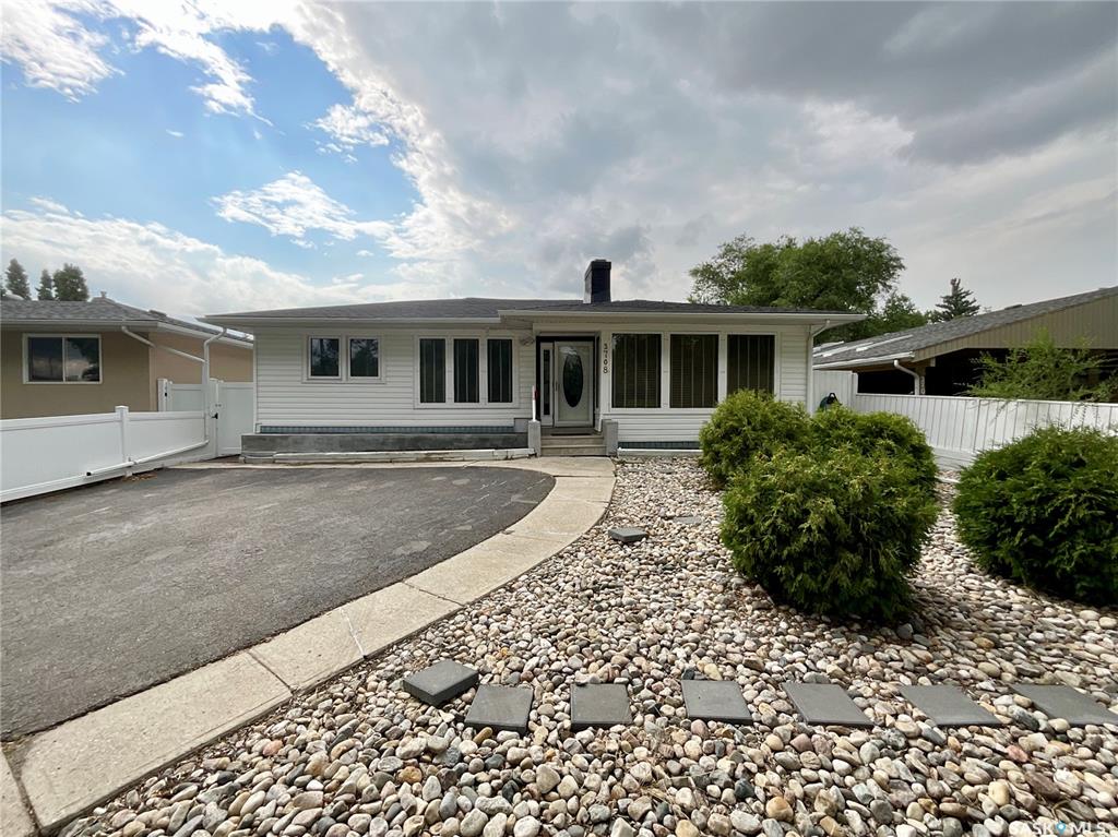 MLS® listing #SK015644 for sale located at 3708 Albert Street