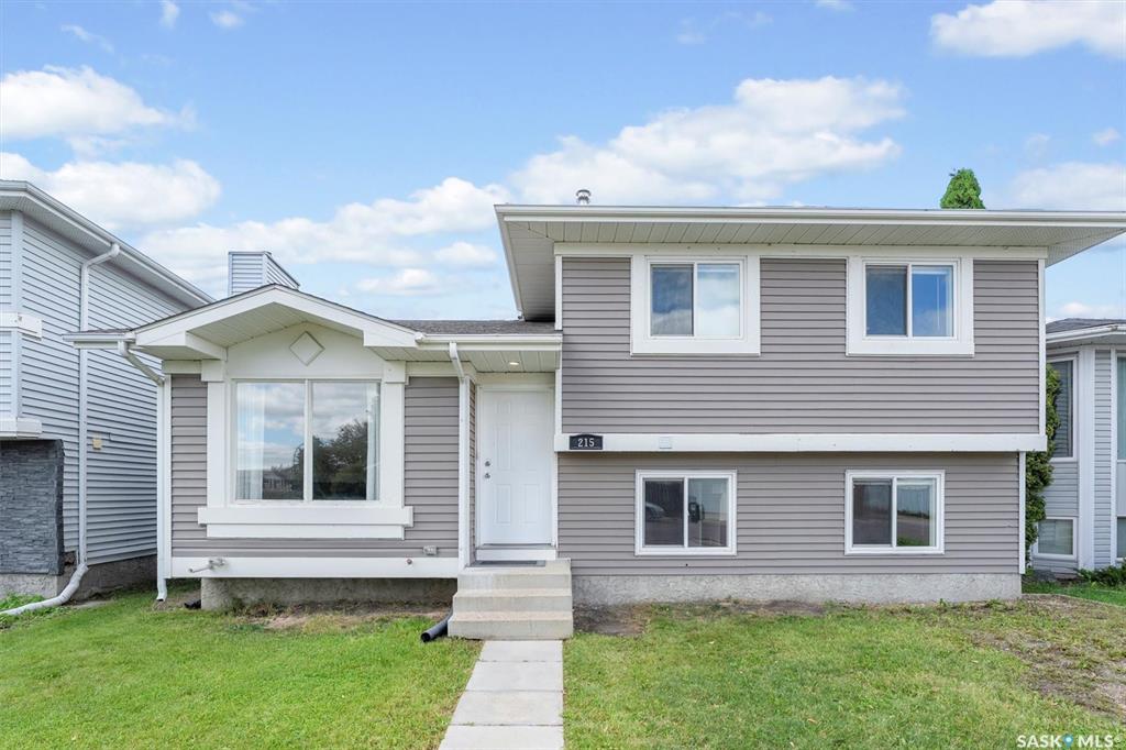 215 Carter Crescent, SK015700, Saskatchewan,