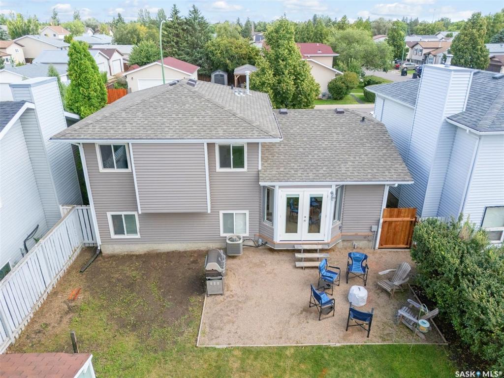 Third View of 215 Carter Crescent, Confederation Park, Saskatoon, Saskatchewan, S7L 7K4