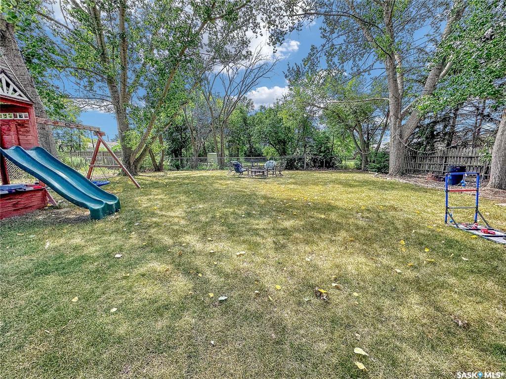 Fifth View of 219 4th Avenue, Whitewood, Saskatchewan, S0G 5C0