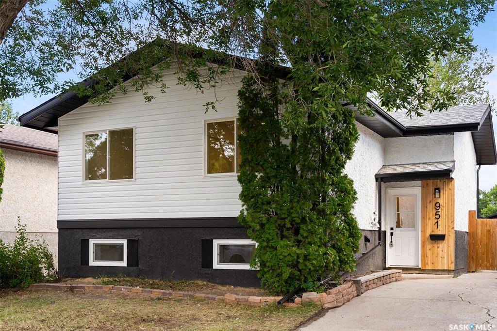 951 Hopkins Crescent N, SK015715, Saskatchewan,