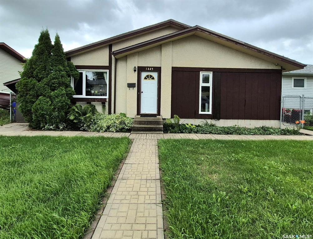 1443 4th Street E, SK015717, Saskatchewan,