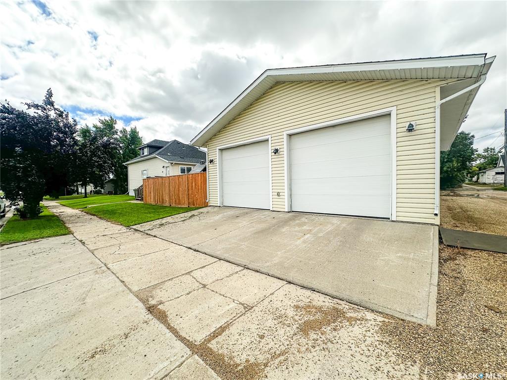 Second View of 87 Collacott Street W, Collacot, Yorkton, Saskatchewan, S3N 0A1