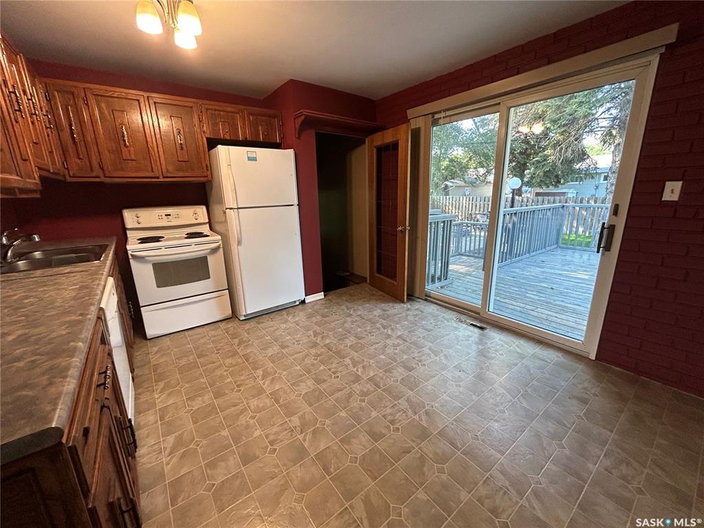 Fifth View of 1422 Nicholson Road, Pleasantdale, Estevan, Saskatchewan, S4A 1T8