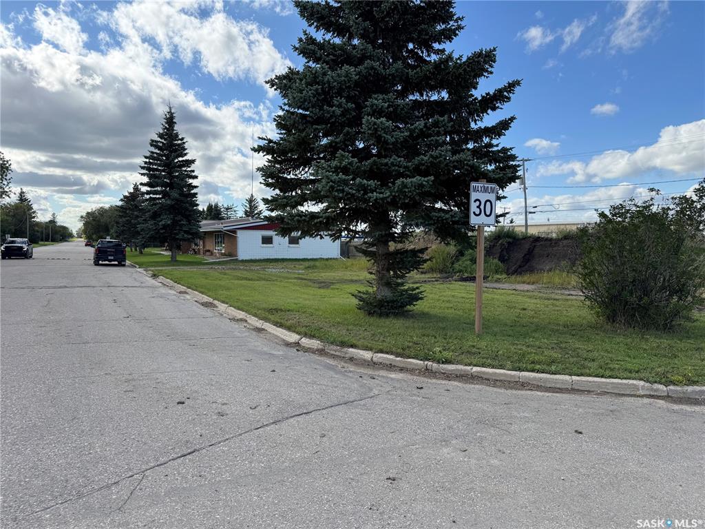 Fifth View of 306 B Avenue W, Wynyard, Saskatchewan, S0A 4T0