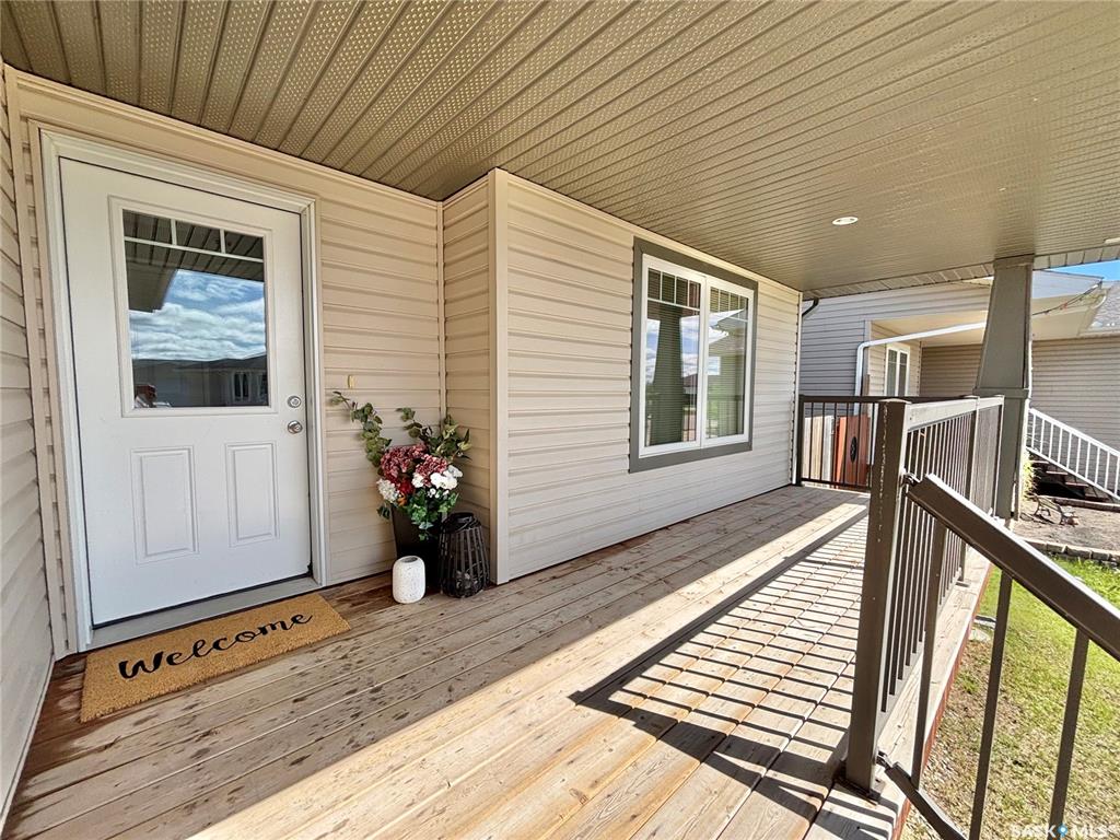 Fourth View of 195 Good Spirit Crescent, Riverside Grove, Yorkton, Saskatchewan, S3N 3J8