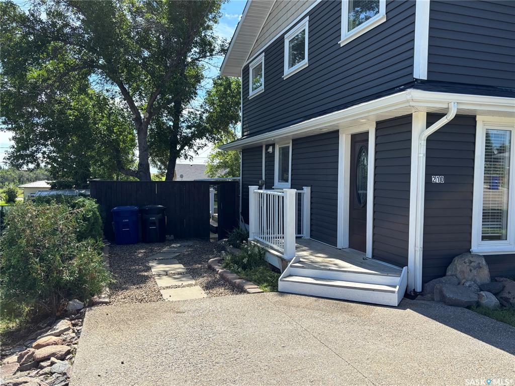 Second View of 210 6th Avenue Sw, Eston, Saskatchewan, S0L 1A0