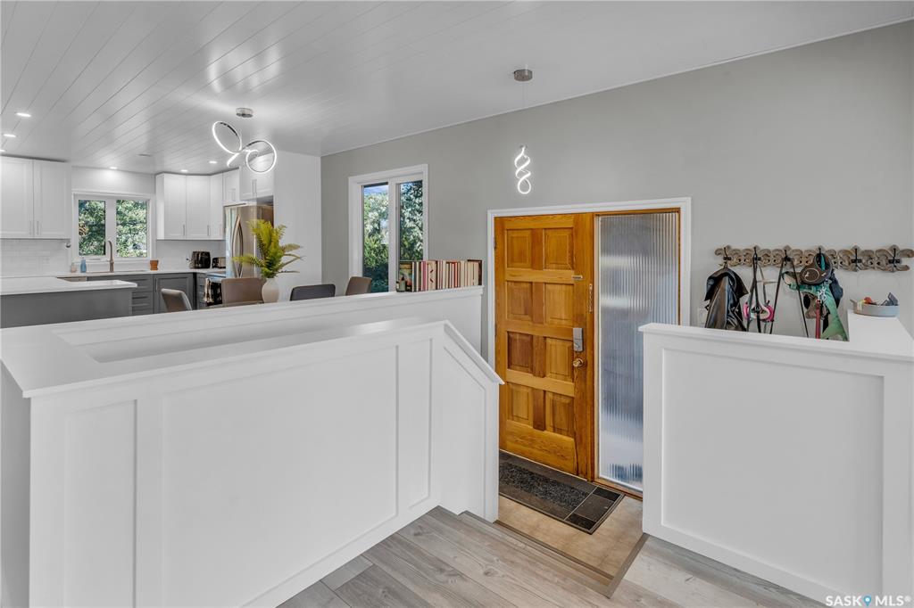 Fifth View of 106 Wood Crescent, Assiniboia, Saskatchewan, S0H 0B0