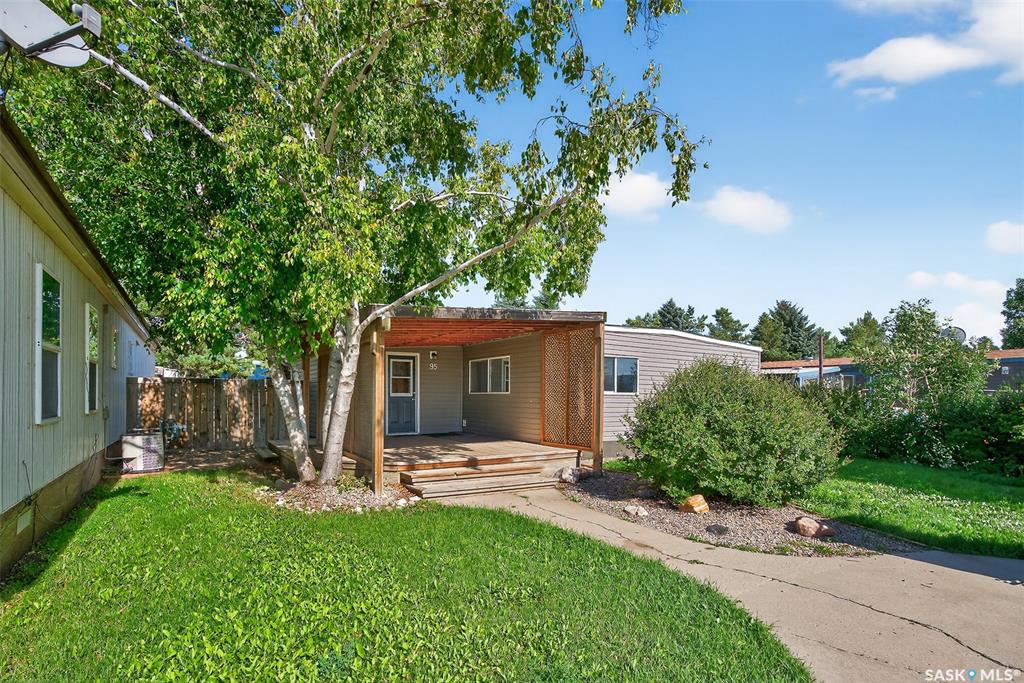 MLS® listing #SK015791 for sale located at 95 Larch Street