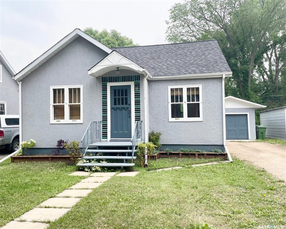 77 Fourth Avenue N, SK015796, Saskatchewan,