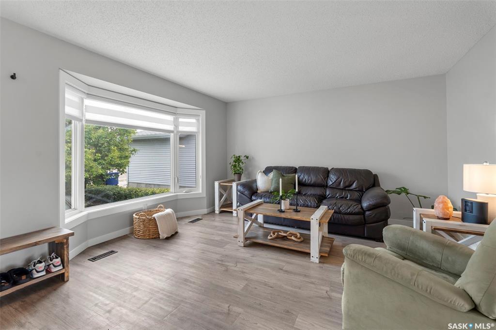 Fifth View of 446 Peberdy Crescent, Silverwood Heights, Saskatoon, Saskatchewan, S7K 7N3