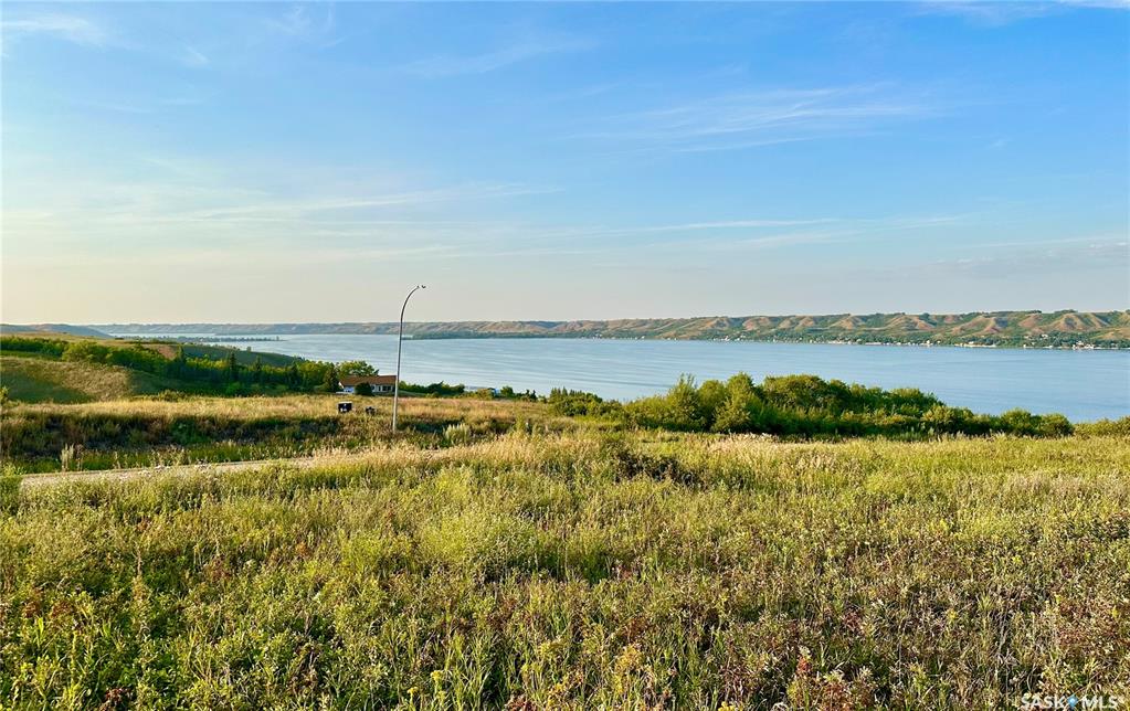 Fifth View of 605 Berry Hills Road, Katepwa Beach, Saskatchewan, S0G 1S0