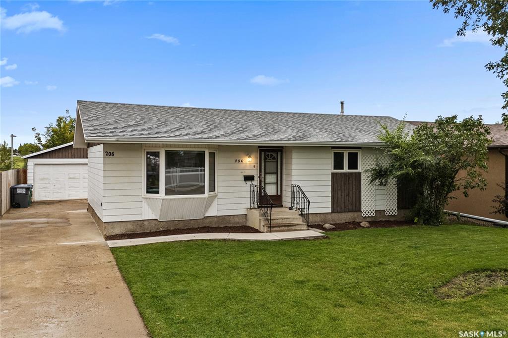206 Postnikoff Crescent, SK015886, Saskatchewan,