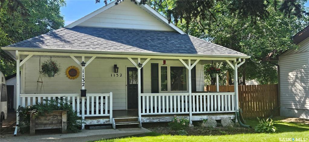 1132 Sidney Street E, SK015979, Saskatchewan,
