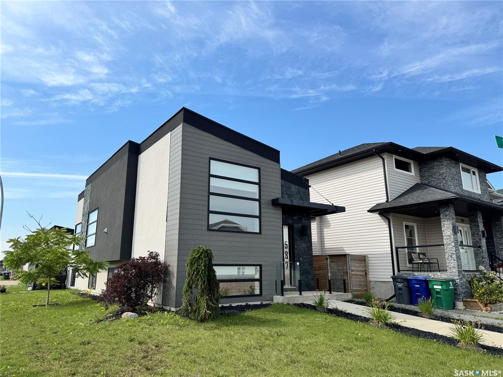 587 Kloppenburg Crescent, SK015981, Saskatchewan,