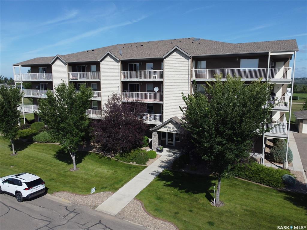 2 18th Street E #204, SK016045, Saskatchewan,