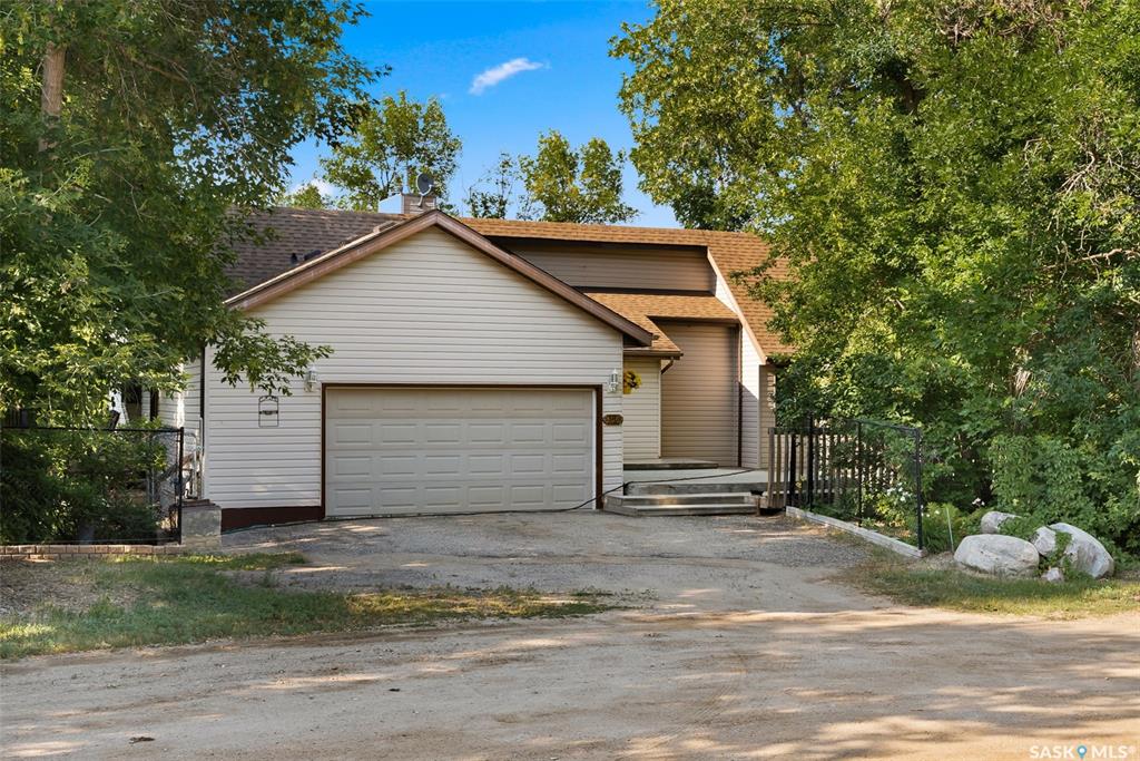 Main View of 106 Shaw Drive, Regina Beach, Saskatchewan, S0G 4C0