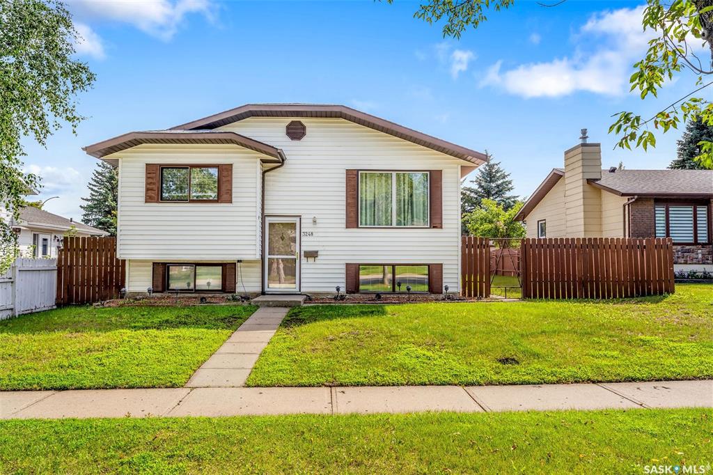 3248 15th Avenue E, SK016114, Saskatchewan,