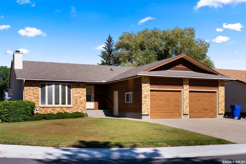 2102 Hanover Crescent E, SK016120, Saskatchewan,