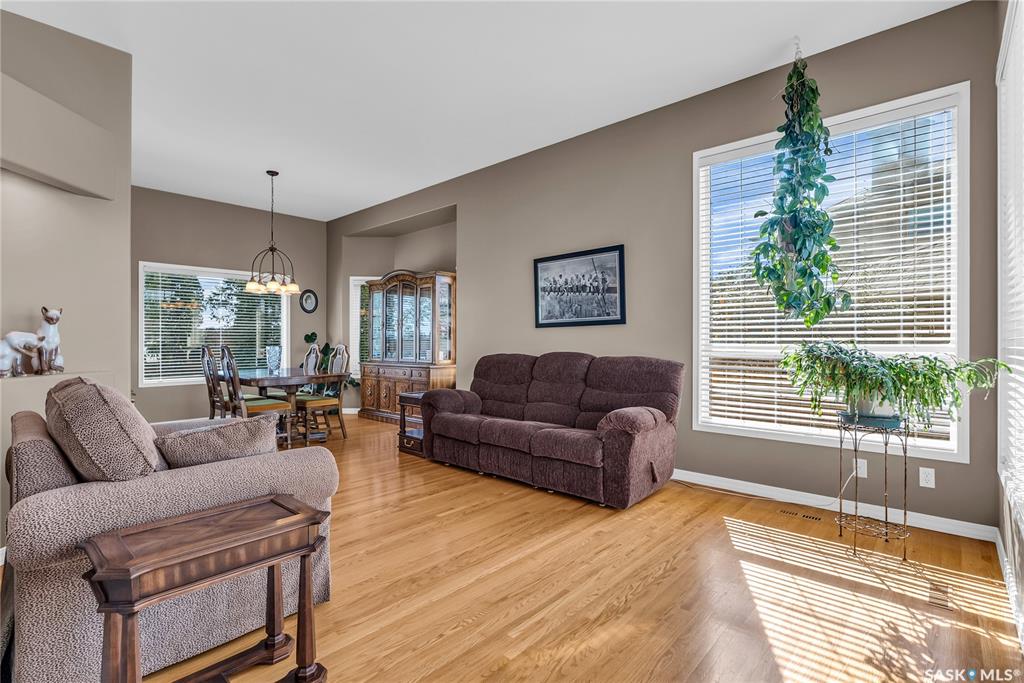 Fifth View of 318 Mendel Cove, Avalon, Saskatoon, Saskatchewan, S7J 5J7