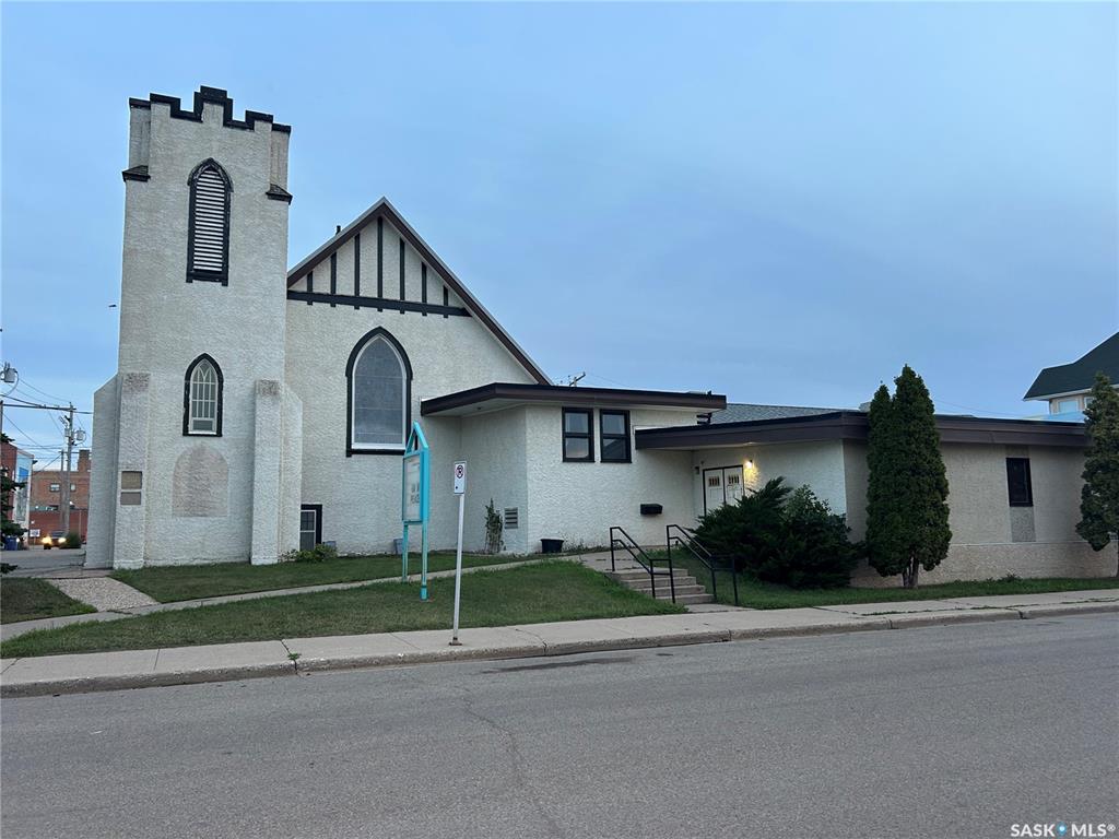 27 Hochelaga Street W, SK016145, Saskatchewan,