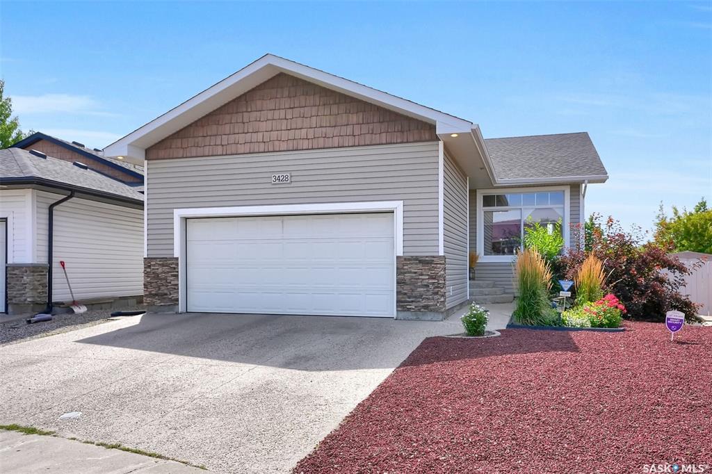 3428 Maclachlan Crescent, SK016161, Saskatchewan,