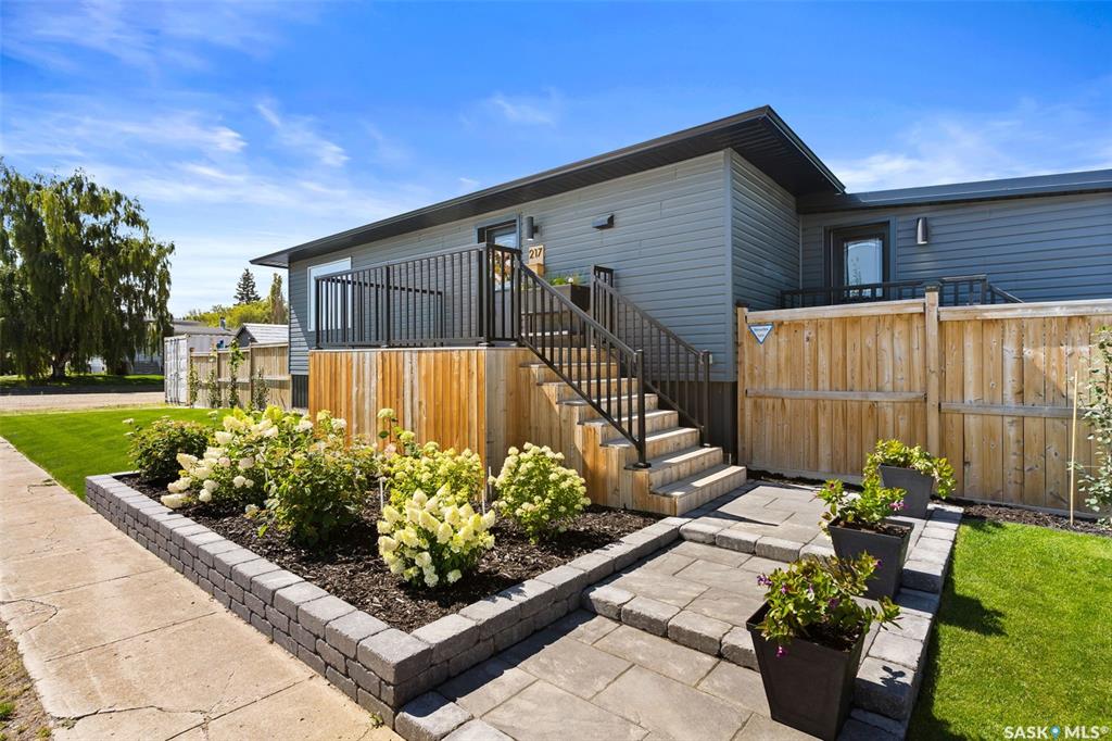 Second View of 217 1st Avenue, Vibank, Saskatchewan, S0G 4Y0