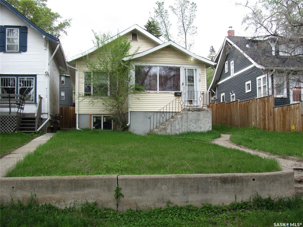 MLS® listing #SK016258 for sale located at 710 Walmer Road