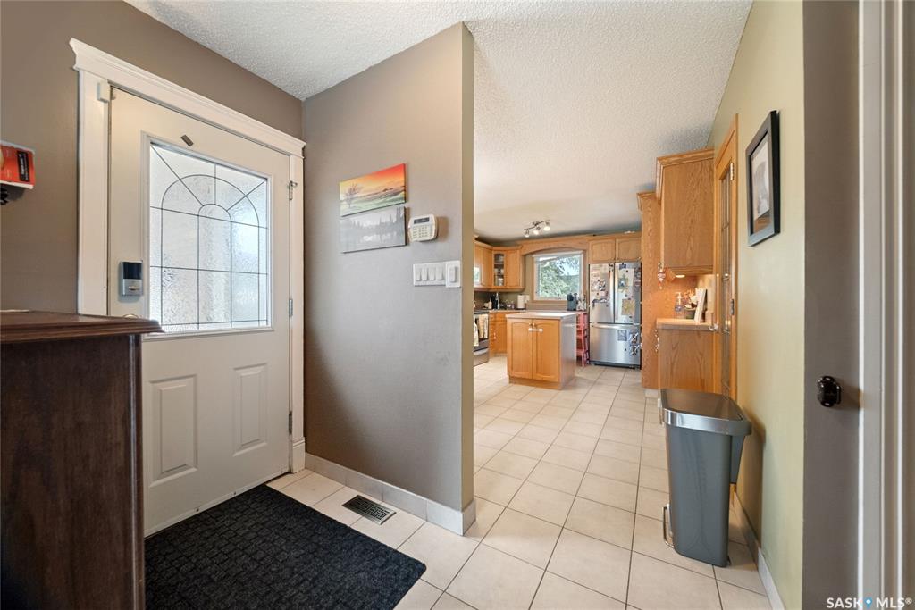 Third View of 1708 12 Th Avenue N, Uplands, Regina, Saskatchewan, S4R 6Y6