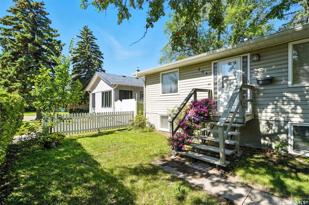 Second View of 204 Evans Street, Forest Grove, Saskatoon, Saskatchewan, S7N 2B4