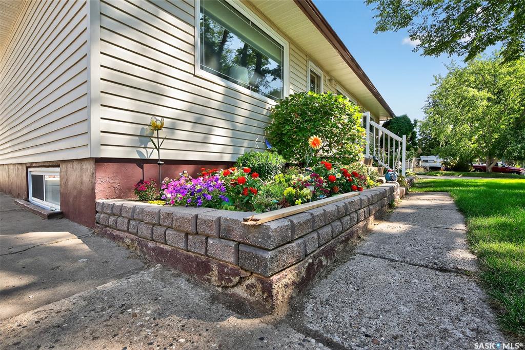 Fifth View of 1234 Carleton Street, Palliser, Moose Jaw, Saskatchewan, S6H 3A6
