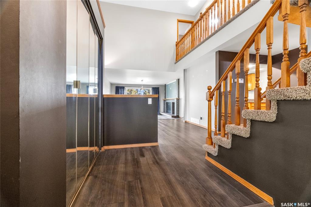 Fifth View of 307 Avon Drive, Gardiner Park, Regina, Saskatchewan, S4V 1L8