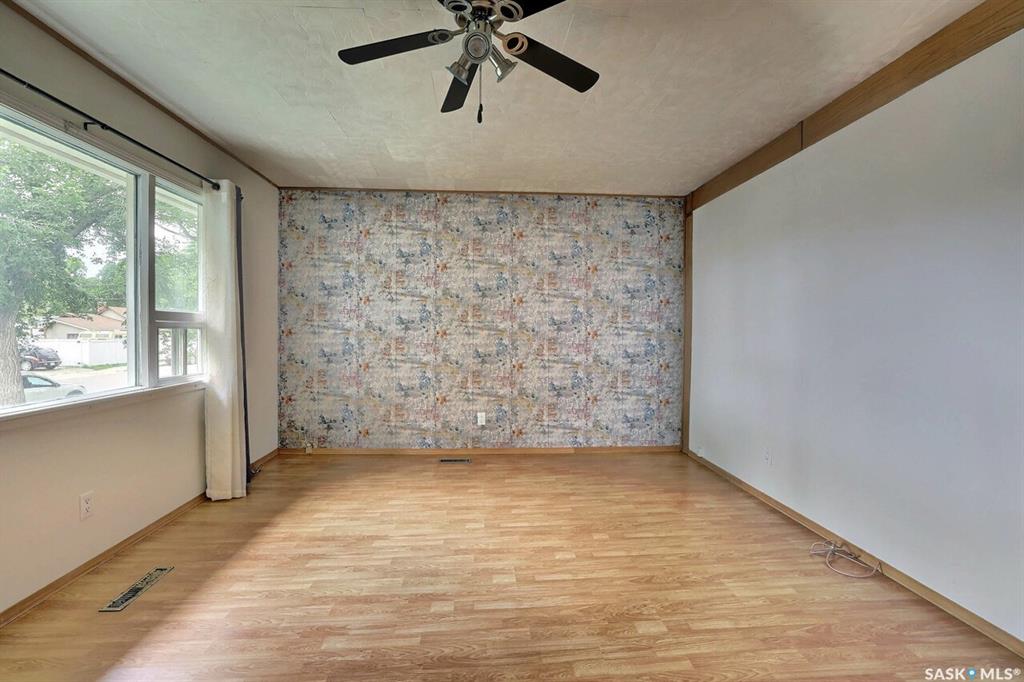 Fifth View of 1335 Edward Street, Washington Park, Regina, Saskatchewan, S4T 4M7