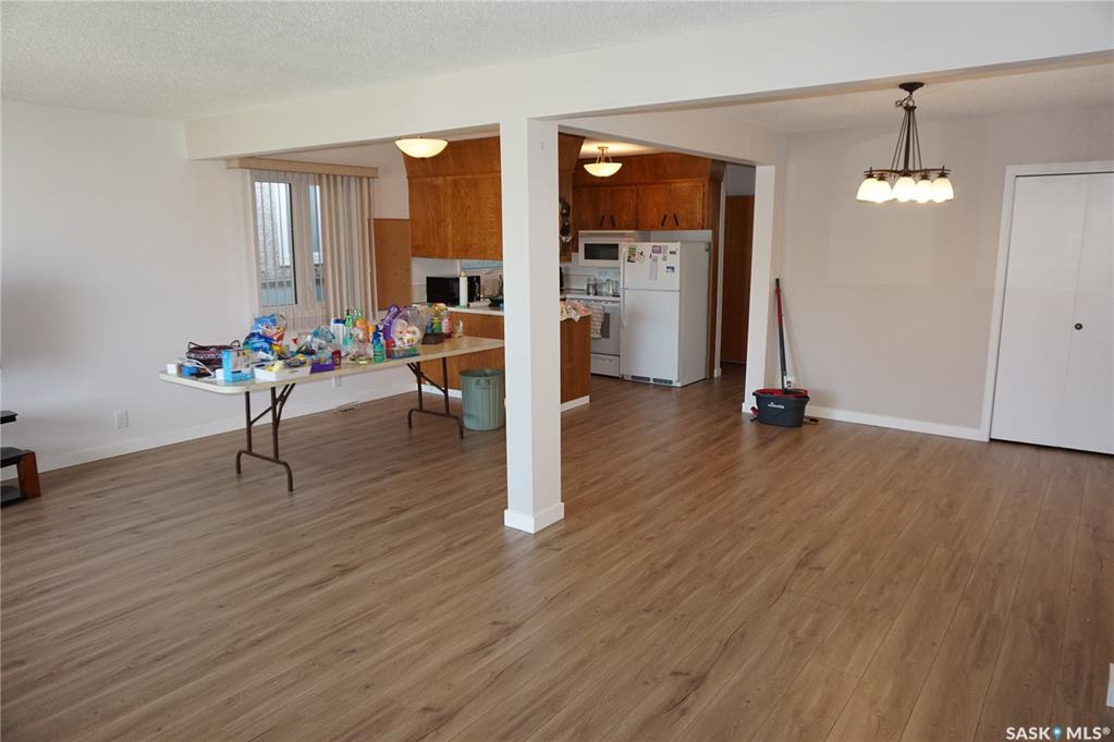 Fifth View of 2230 Mcara Street, Broders Annex, Regina, Saskatchewan, S4N 2W1
