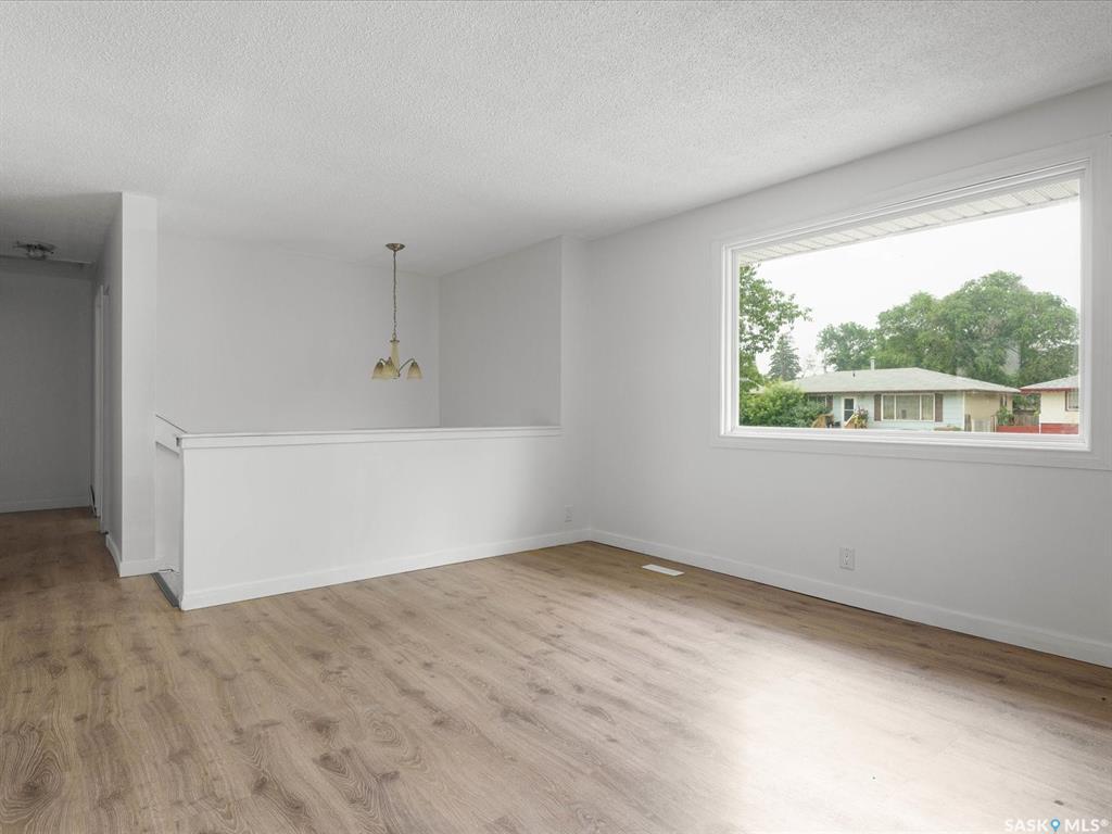 Fourth View of 7332 Bowman Avenue, Dieppe Place, Regina, Saskatchewan, S4T 6K8
