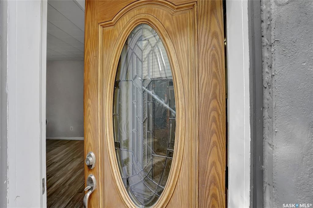 Fifth View of 1281 1st Avenue Nw, Central MJ, Moose Jaw, Saskatchewan, S6H 3N5