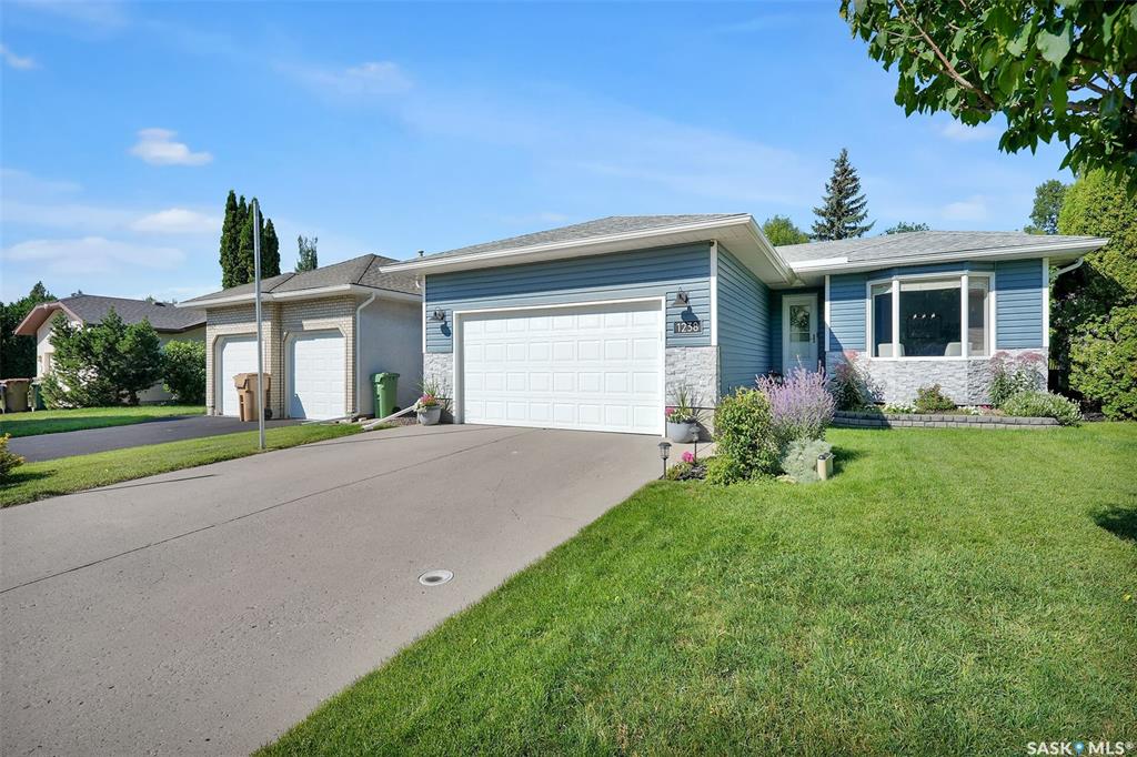 Second View of 1238 Gelsinger Place N, Lakeridge RG, Regina, Saskatchewan, S4X 4K2